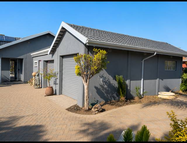 5 BEDROOM FREESTANDING FOR SALE IN VANDERBIJLPARK SE 1